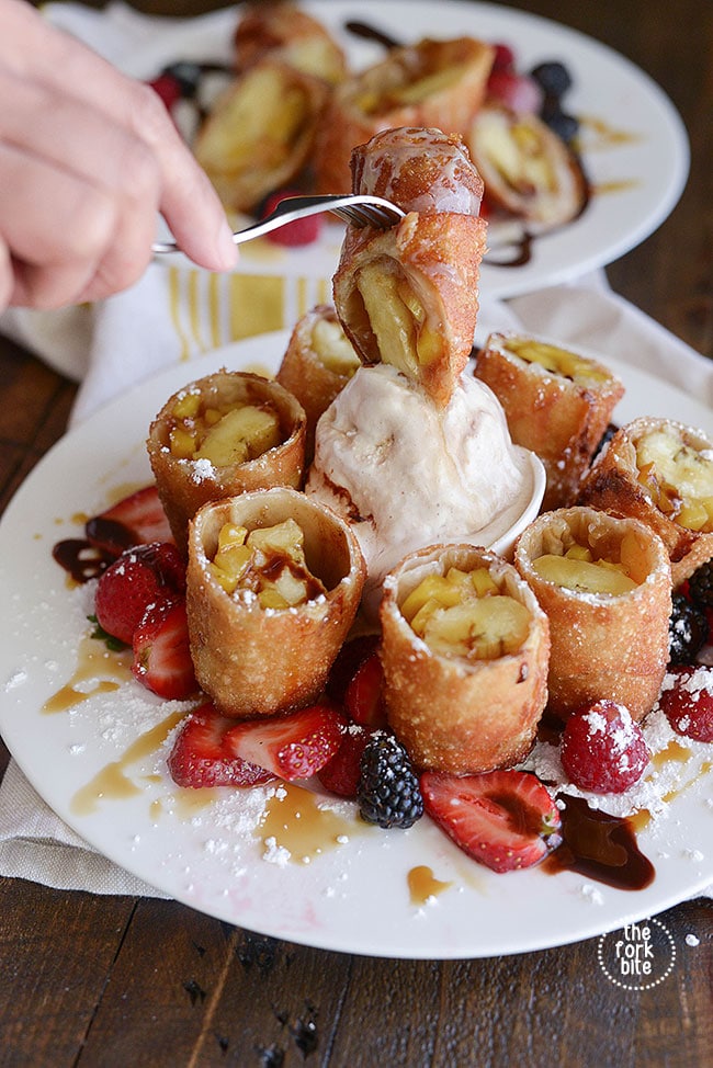 This copycat recipe for PF Chang's banana spring rolls is just as delicious, crispy and savory bites like the original. Dust it with confectioner sugar or drizzle with caramel sauce and pair with your favorite fruits.