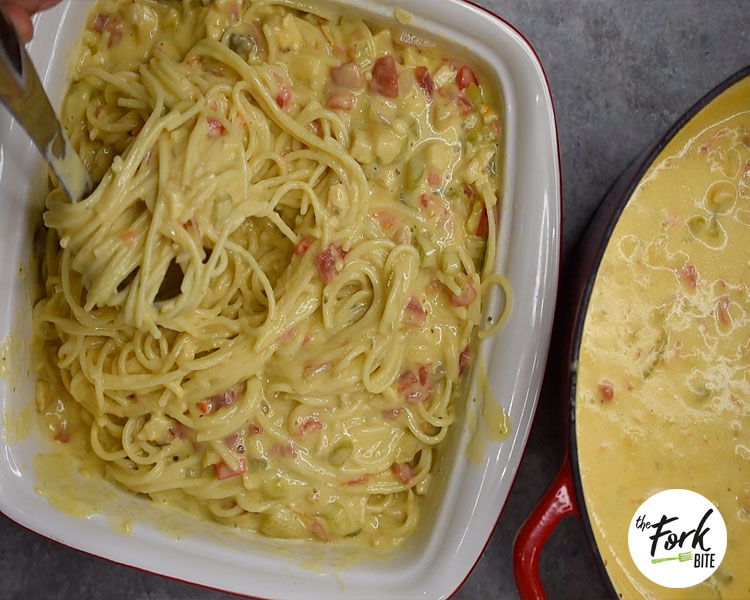 This creamy chicken spaghetti recipe uses ingredients you likely have on your kitchen and even my picky son was asking for seconds. When everyone in the family agrees on a recipe, it’s definitely a win in my lists.