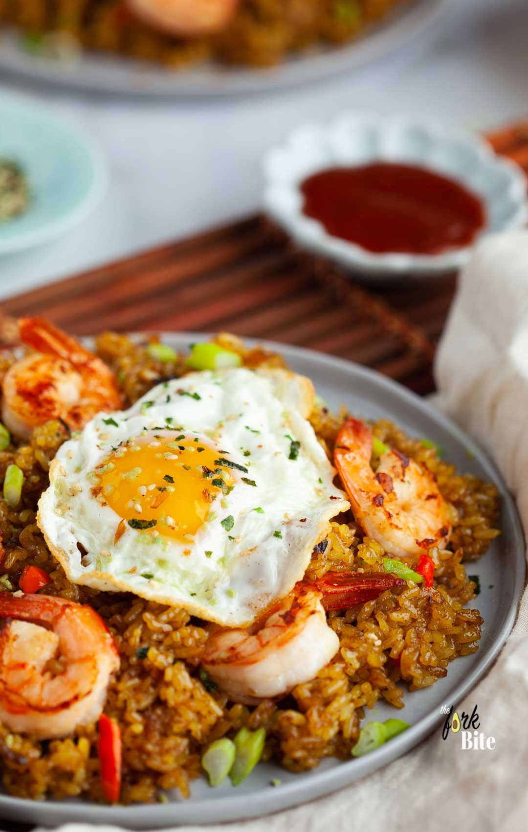I can make nasi goreng with and without belacan. That is how tasty nasi goreng is. It can stand on its own even without the dried shrimp.