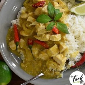 This Thai Green curry recipe uses mango puree to make a thick curry sauce but less calories than simply using the coconut milk .
