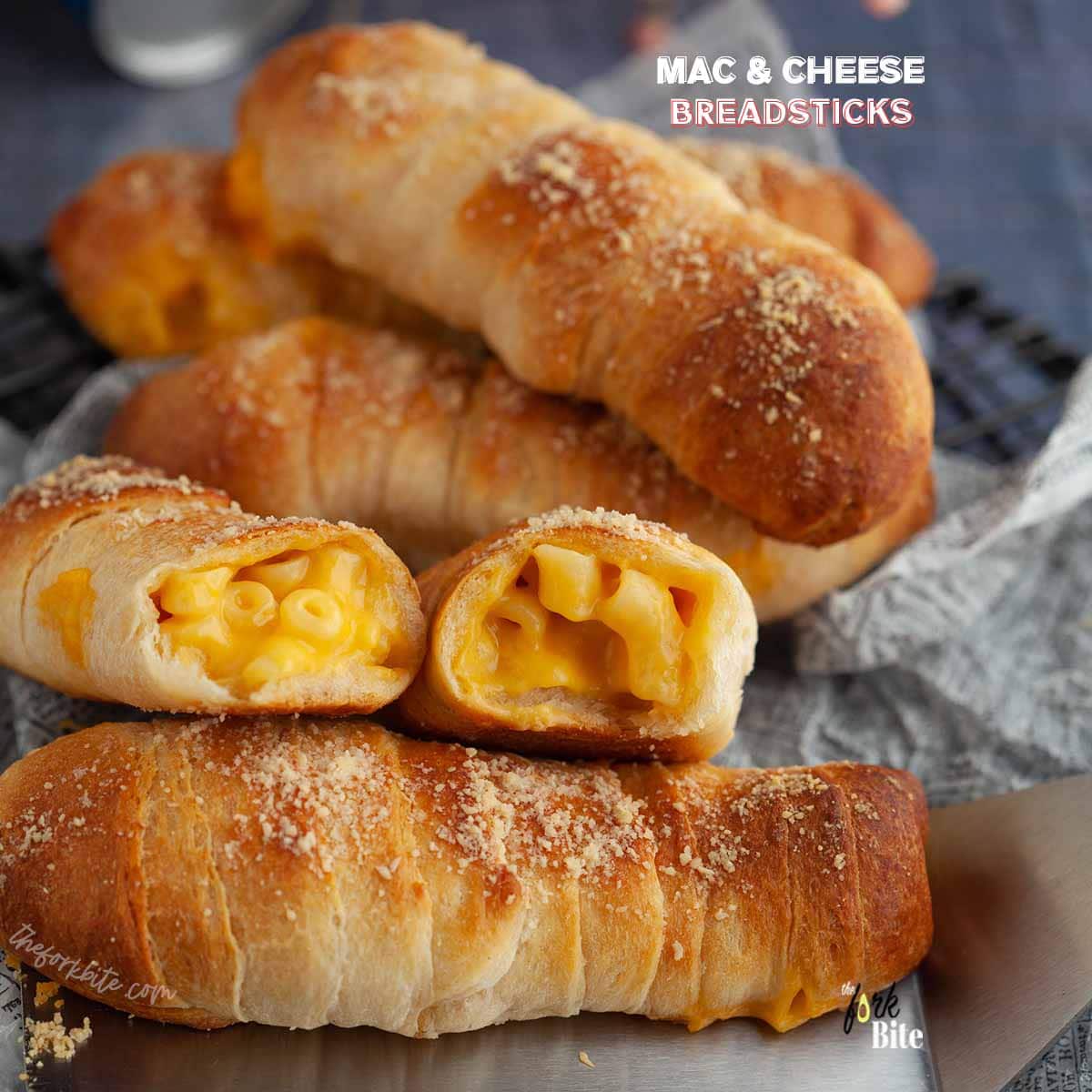 Using mac and cheese as your filling for breadsticks is possibly the most satisfying snack or appetizer you can get.