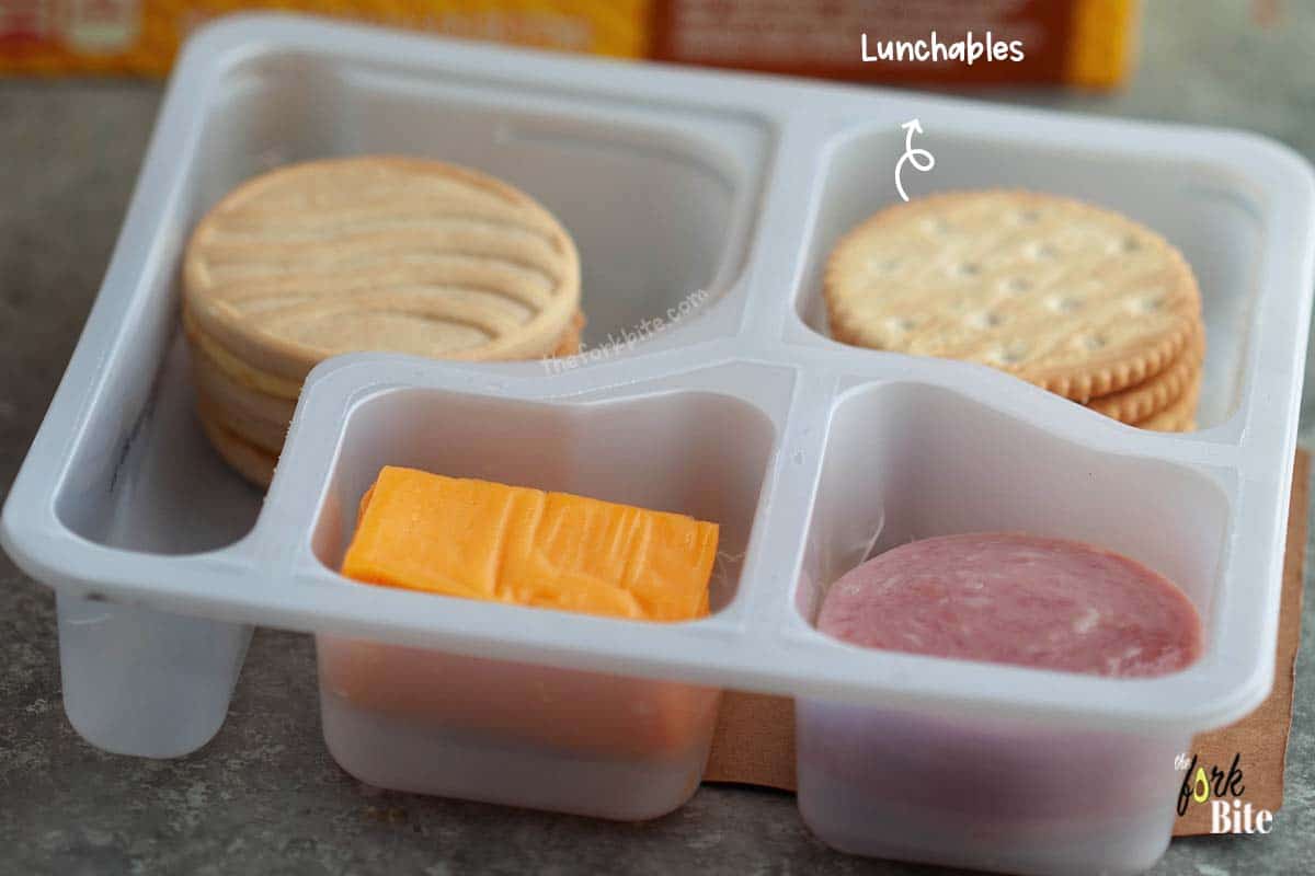 If you were to read the instructions printed on the packaging, they would advise you not to freeze Lunchables and refrigerate them instead.
