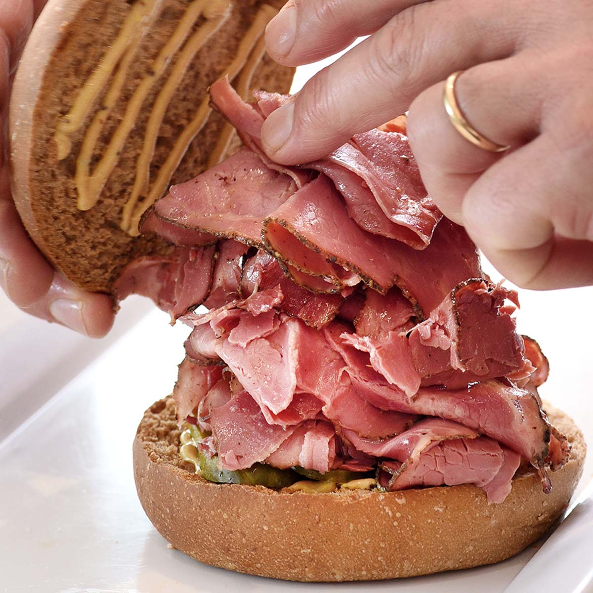 Pastrami is a slice of meat that can be frozen successfully for a period of up to 3 months; however, you could face the issue of the meat drying out.