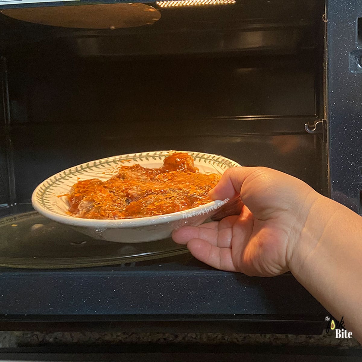The two main reasons for covering food when you reheat it in the microwave are to stop the food from drying out. And of course, to prevent any potential splatter.