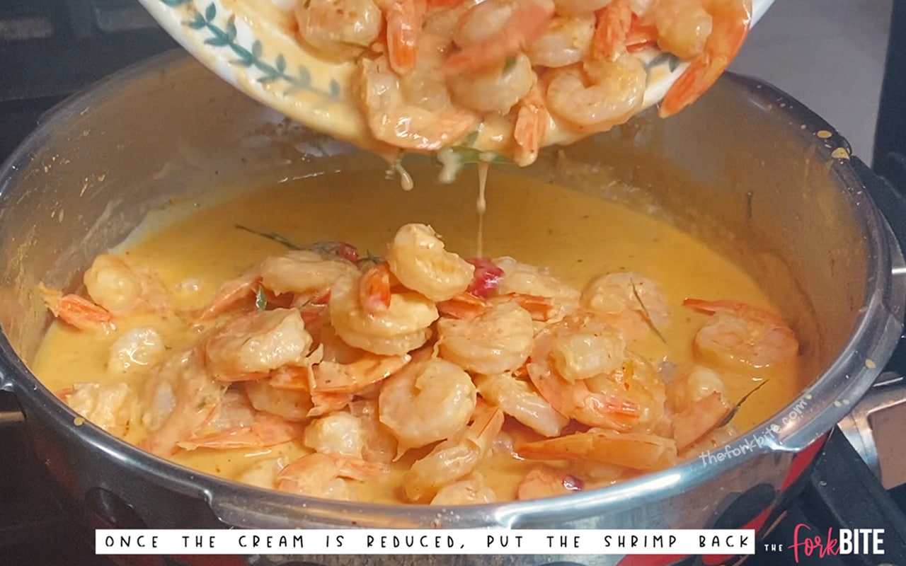 Reduce heat to thicken the sauce. Once the sauce thickens, put the shrimp back and turn off the heat.