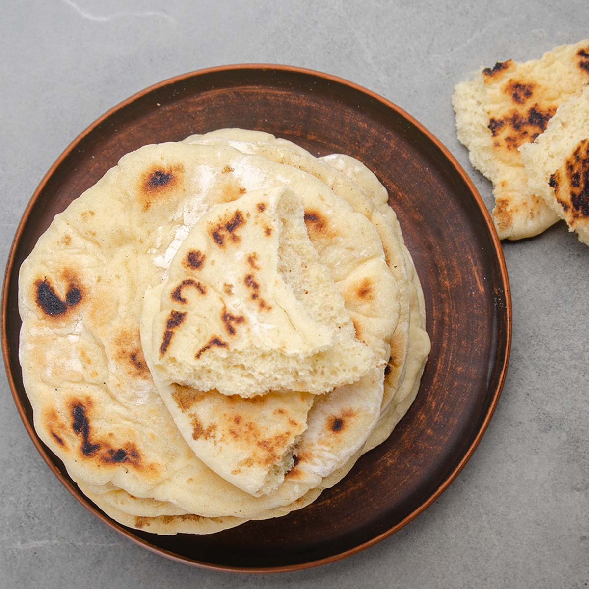 Warming Pita bread in the microwave is so fast and convenient. To microwave pita successfully, you need to do a few seconds of prep.