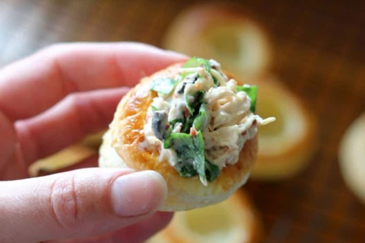 Egg mayo is another tasty filling for vol-au-vents. It doesn't offer the satisfaction of chomping on pieces of chicken and mushroom, but it is still lovely and creamy. It's also a good option for vegetarians.