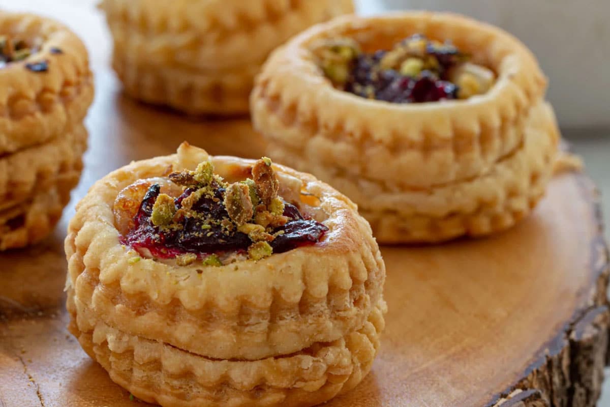 This is a great vol-au-vent to turn out at Christmas or Thanks Giving. Lovely melted brie cheese with cranberry sauce, all topped with finely chopped nuts.
