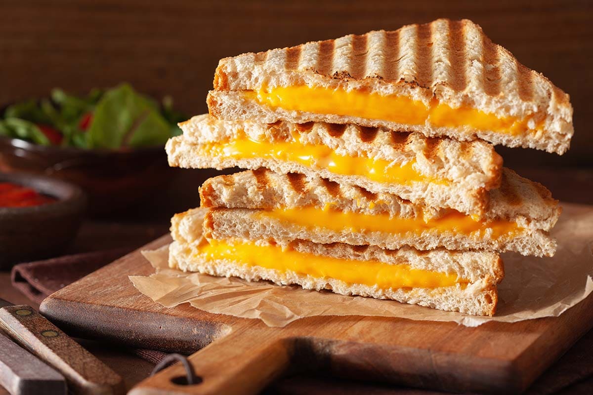 What better to go with a bowl of clam chowder than a gorgeous, gooey, grilled cheese sandwich? All that lovely, melted cheese, works so well flavor-wise with the chowder.