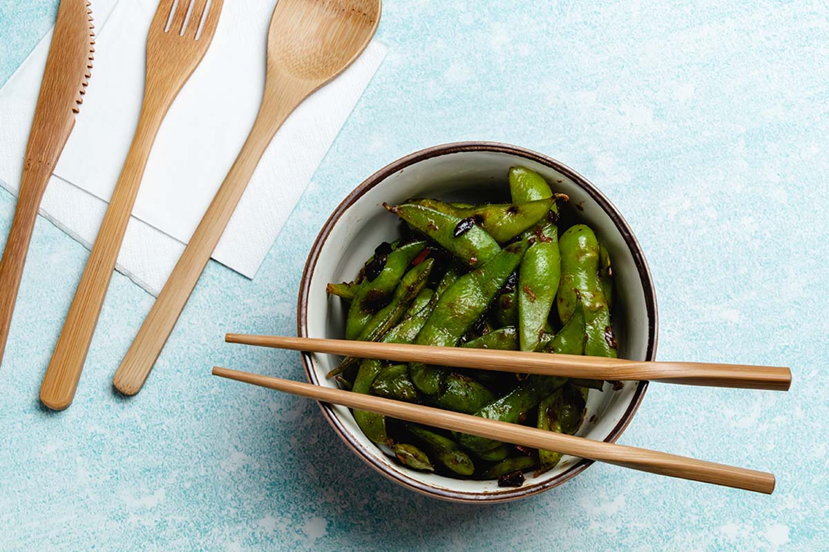 There's nothing quite like fresh steamed vegetables, and the saltiness of the edamame with their gorgeous little crunchy skins and succulent inners are the perfect partner for sushi.