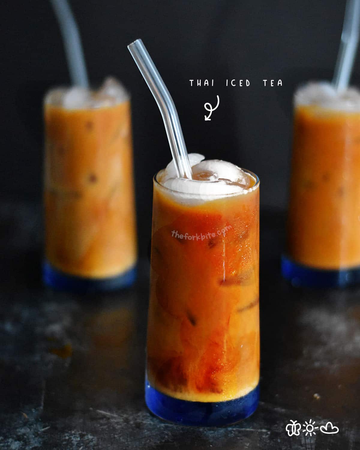 No wonder Thai iced tea is such a popular drink—it's got caffeine in it! Well, not a lot of caffeine, but still enough to give you a little boost.