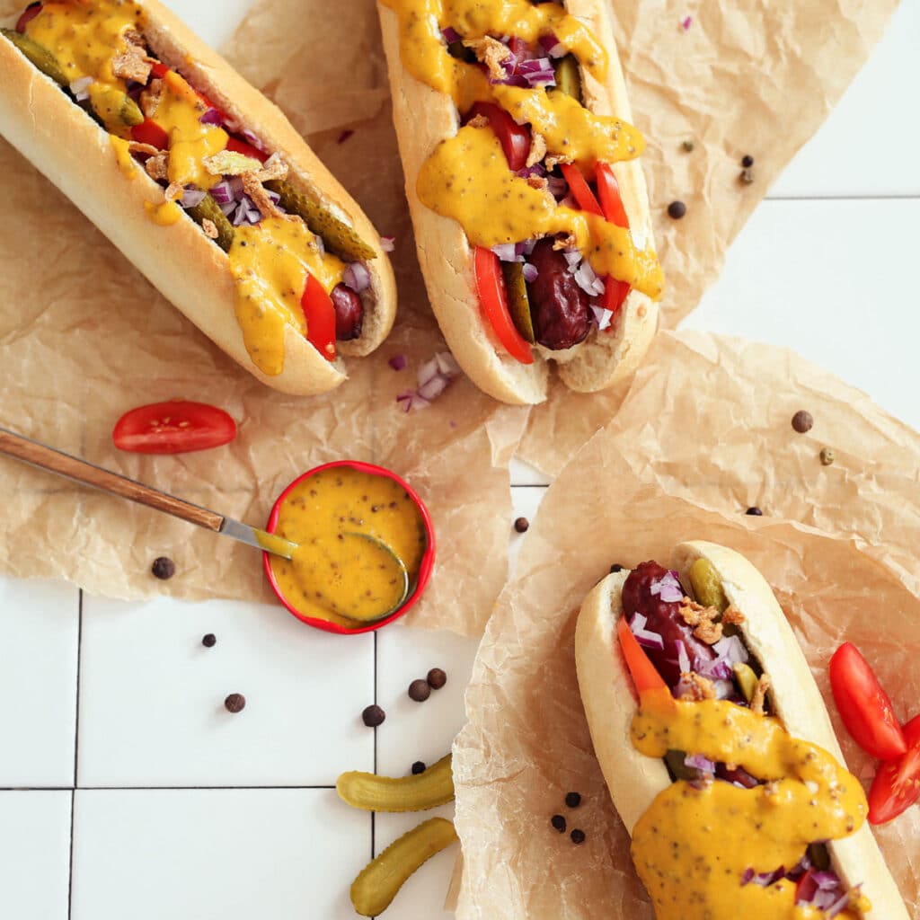 Hot Dogs During Pregnancy: First Trimester Safety Guide