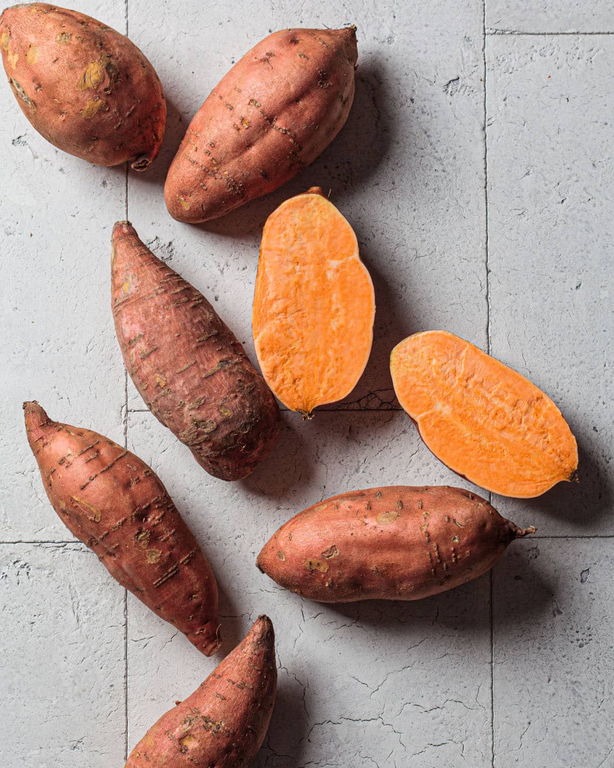 When it comes to cutting sweet potatoes, many people find themselves stumped. The tubers seem to be hard to slice through, even when using a sharp knife. So what's the secret to getting those perfect sweet potato slices?