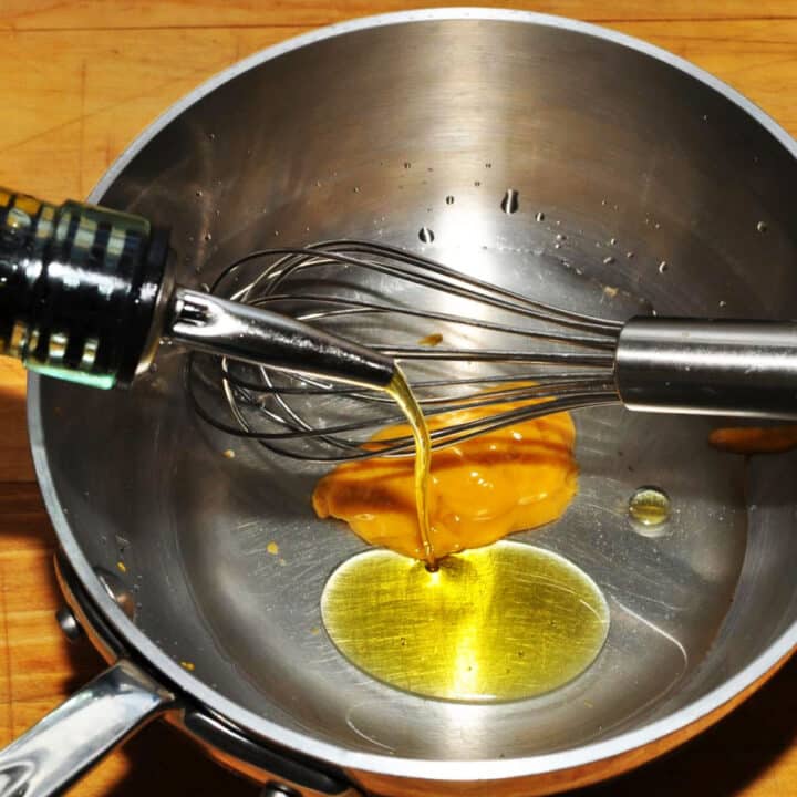 Vinaigrette vs Vinegar Know What are the Differences The Fork Bite