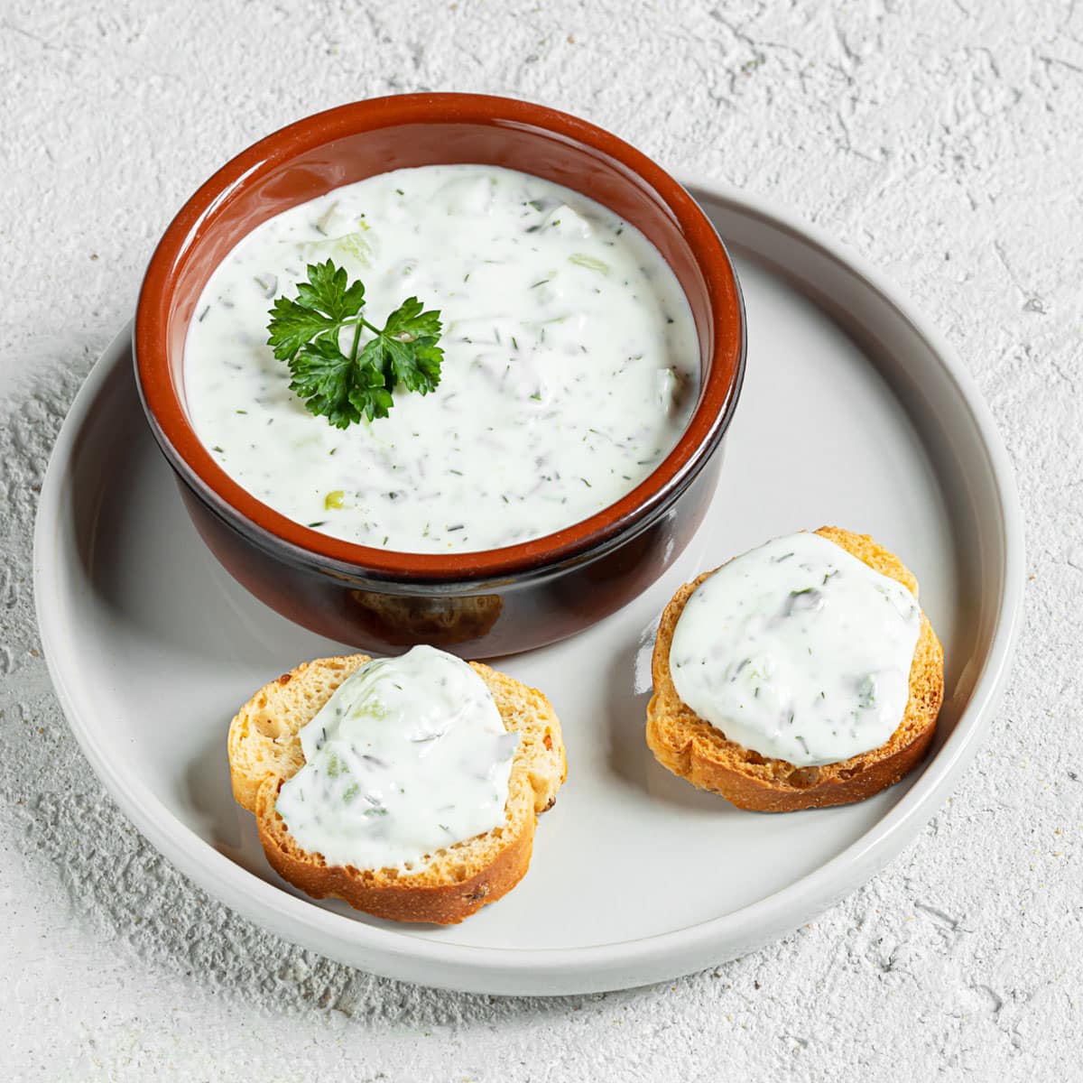 The Melting Pot Green Goddess Dip recipe combines the creamy, herby flavors of a green goddess dressing with the added richness of melted cheese to create a mouthwatering and satisfying dip.